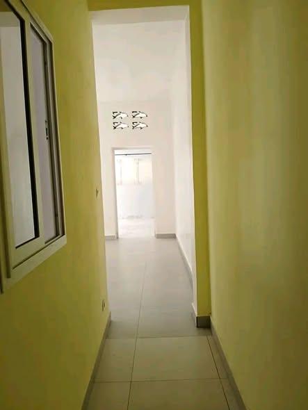 Maison 2 ch. à louer — Mangarivotra - photo 5
