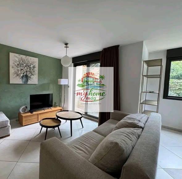 Immeuble 1 ch. à louer — Ivandry - photo 2