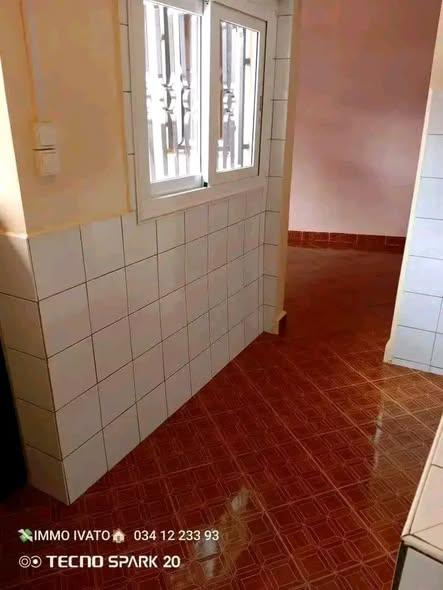 Appartement 2 ch. à louer — Antehiroka - photo 3