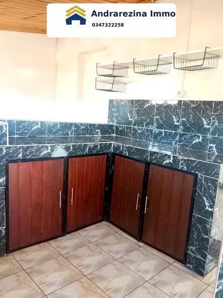Appartement à louer — Ambatomainty - photo 2
