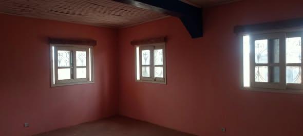 Maison 9 ch. à vendre — Fenoarivo - photo 2