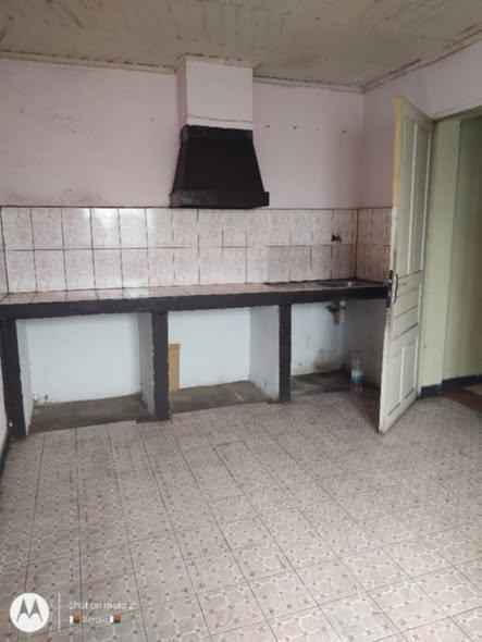 Maison 4 ch. à louer — Talatamaty - photo 2