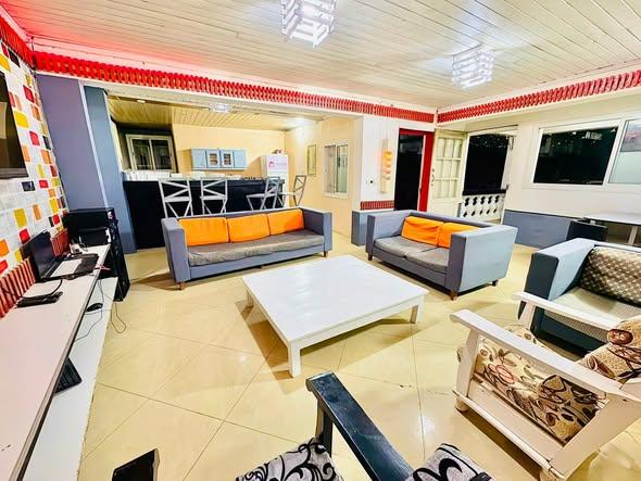 Appartement à louer — Ampitatafika - photo 4