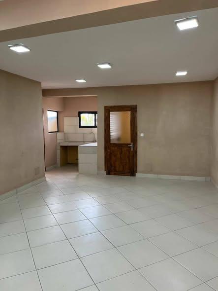 Appartement 2 ch. à louer — Anosipatrana - photo 2