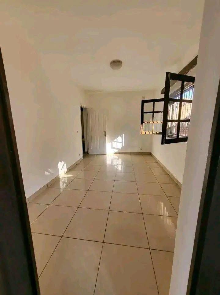Appartement 3 chambres — 67 Ha Nord, Antananarivo - photo 2