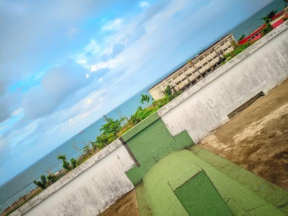 Immeuble 3 ch. à louer — Toamasina - photo 3