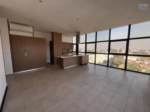 Appartement 3 ch. à louer — Ivandry — 8 000 000 Ar | Fonenako