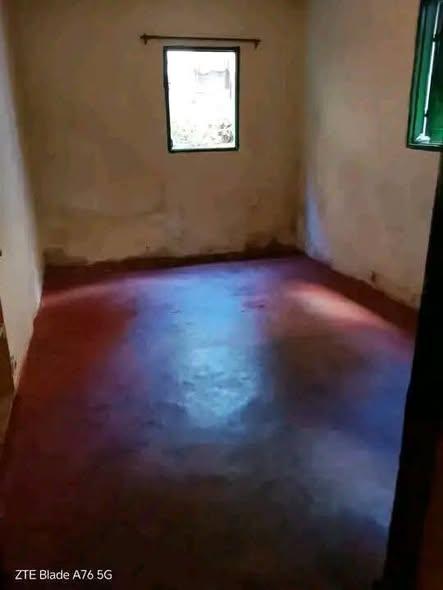 Maison 1 ch. à louer — Ambany - photo 1