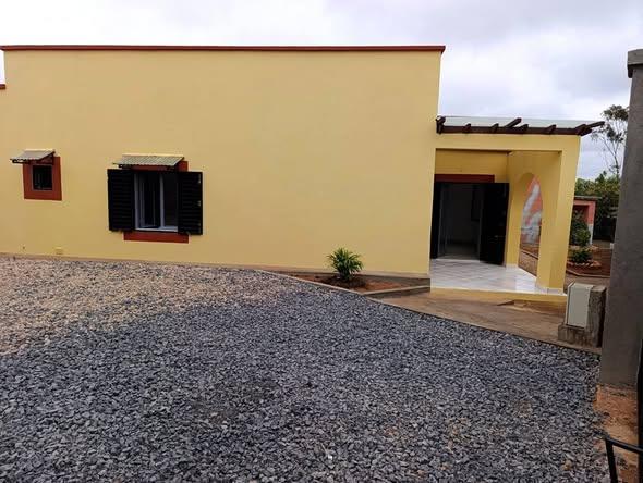 Maison 3 ch. à vendre — Antsapandrano - photo 2