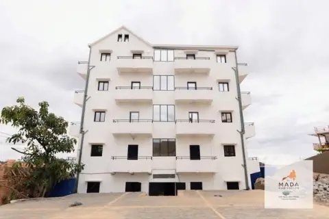 Immeuble 2 pièces meublé à louer… — 1 100 000 Ar | Fonenako