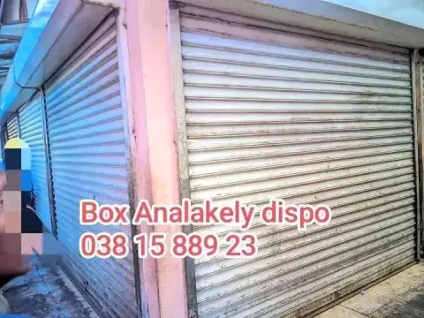 Local commercial à louer — Analakely