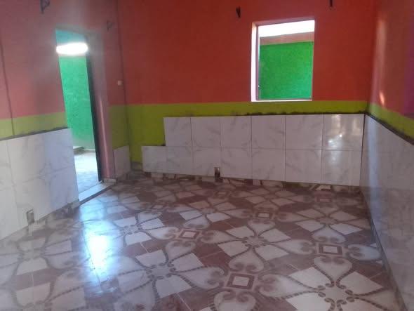 Maison 2 ch. à louer — Ambohipo - photo 3