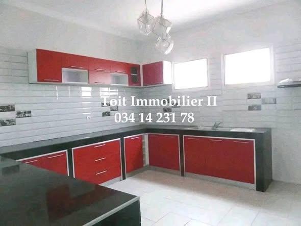 Appartement 3 ch. à louer — Talatamaty - photo 1