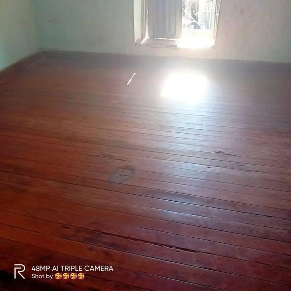 Trano Ahofa 1 ch. à louer — Ambatolampy - photo 1