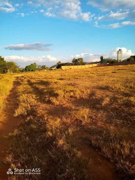 Terrain 1 000 m² à vendre — Ampitatafika - photo 2