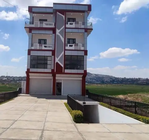 Entrepôt 70 m² meublé à louer… — 10 000 000 Ar | Fonenako