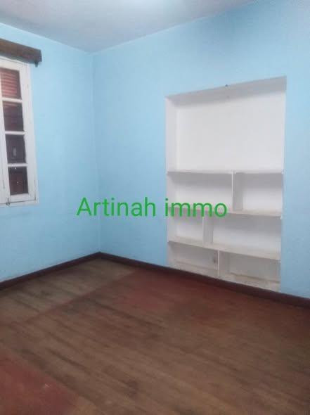 Bureau à louer — Amboditsiry - photo 4