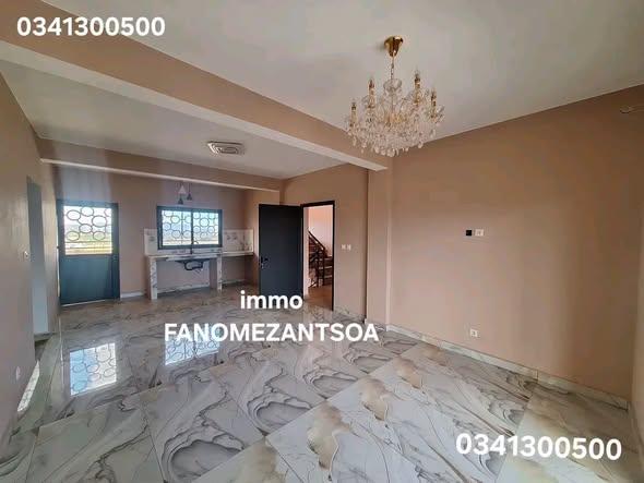Appartement 4 ch. 9 m² à louer — Itaosy - photo 1