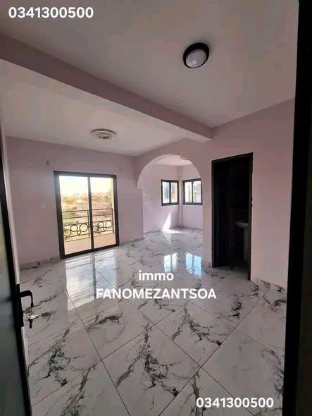 Appartement 4 ch. 9 m² à louer — Itaosy - photo 2