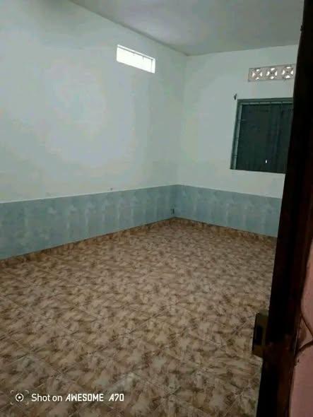Maison 3 ch. à louer — Toamasina - photo 5