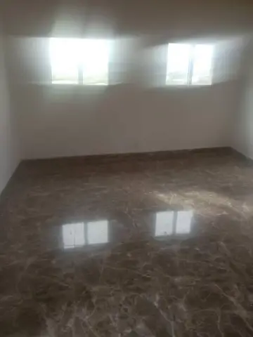 Maison à louer — Ampefiloha — 700 000 Ar | Fonenako