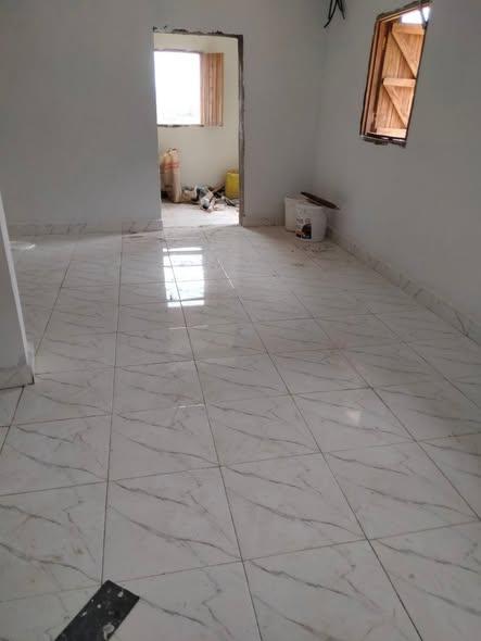 Trano Ahofa à louer — Ambohidroa - photo 4