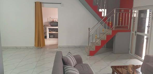 Maison 3 ch. à louer — Ambohimanambola - photo 1