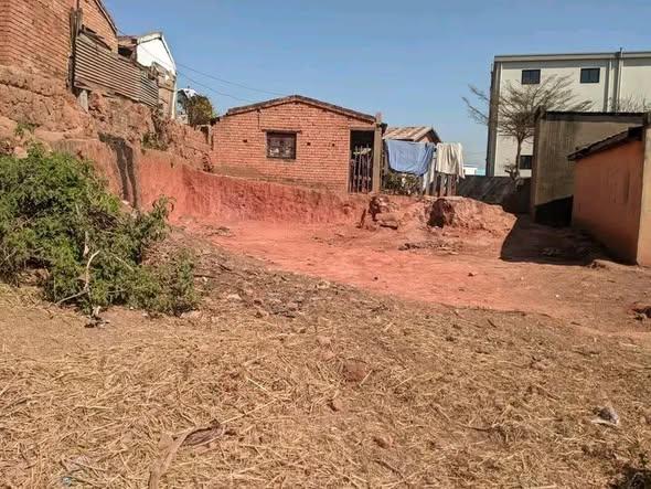 Terrain à vendre — Ambodivoanjo - photo 1