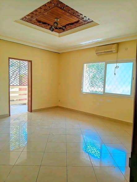 Maison 4 ch. à louer — Mahajanga - photo 3