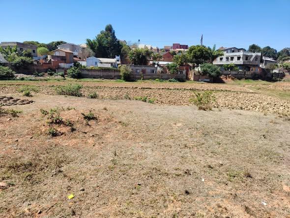 Maison 205 m² à vendre — Ambohimanambola - photo 1