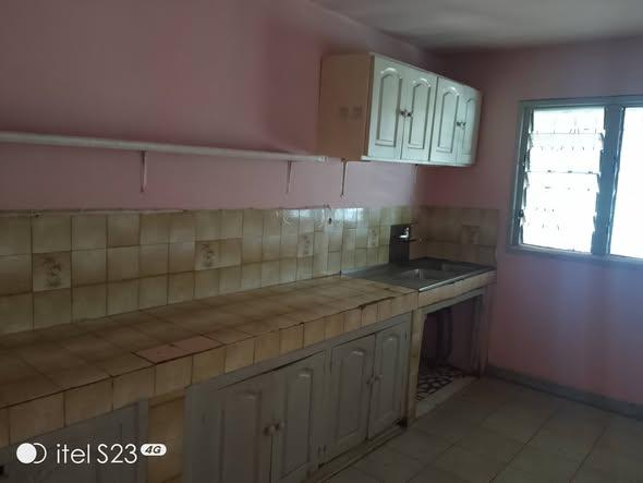 Appartement 3 ch. à louer — Ambohibao - photo 2