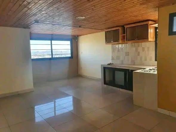 Appartement à louer — Soanierana - photo 1