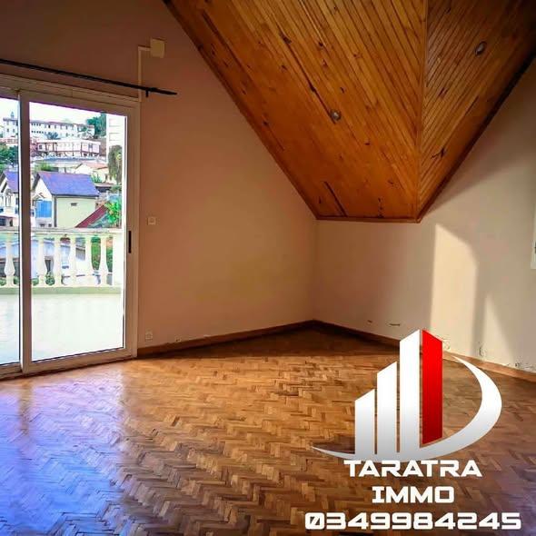 Appartement 1 ch. à louer — Ampasampito - photo 4