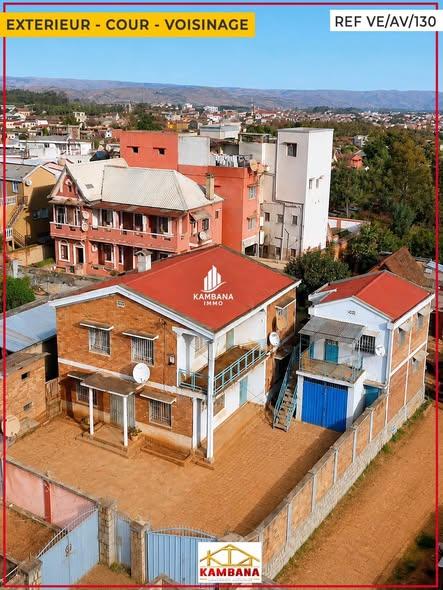 Maison 5 ch. à vendre — Antsirabe - photo 2