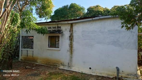 Maison 2 ch. à vendre — Mahajanga - photo 2