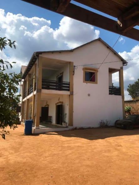 Maison 3 ch. à louer — Ilafy - photo 2