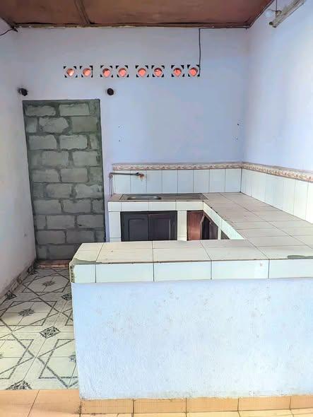 Trano Ahofa à louer — Mahajanga - photo 3