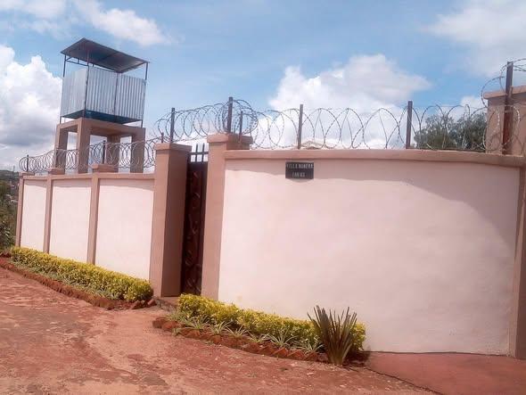 Maison 2 ch. à vendre — Ambohimanambola - photo 2