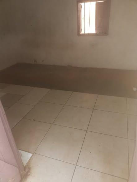 Trano Ahofa 1 ch. à louer — Ambanidia - photo 1