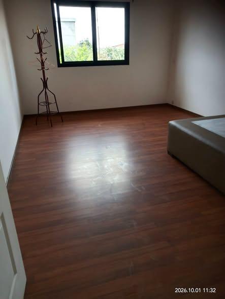 Maison 6 ch. à louer — Talatamaty - photo 5
