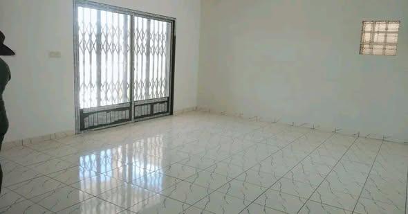 Maison 3 ch. à louer — Ambohibao - photo 1