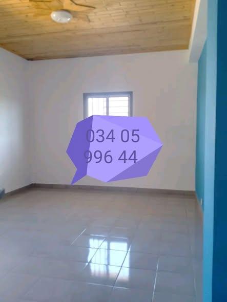 Maison 3 ch. à louer — Ambohibao - photo 4