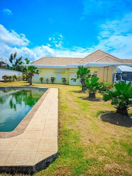 Maison 3 ch. à louer — Toamasina - photo 2