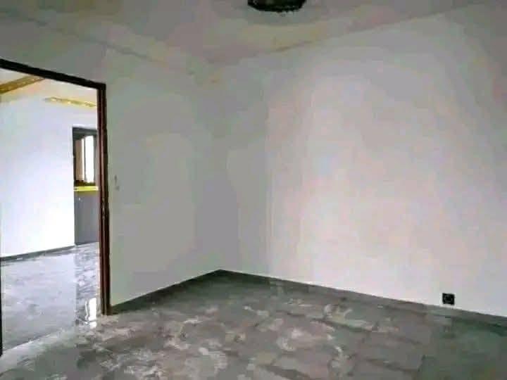 Étage 2 chambres au 2e niveau — Ankadindratombo, Antananarivo - photo 4