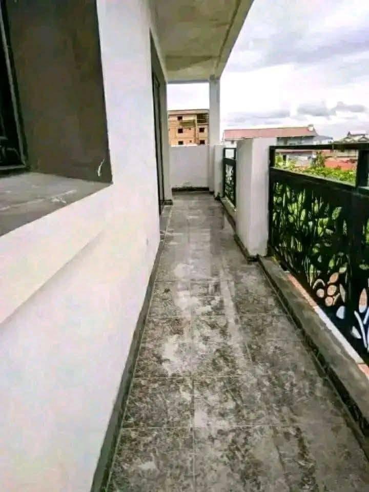 Étage 2 chambres au 2e niveau — Ankadindratombo, Antananarivo - photo 6