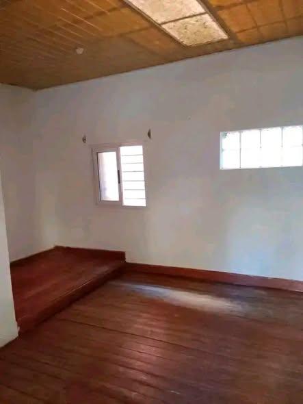 Maison 2 ch. à louer — Soavimbahoaka - photo 3
