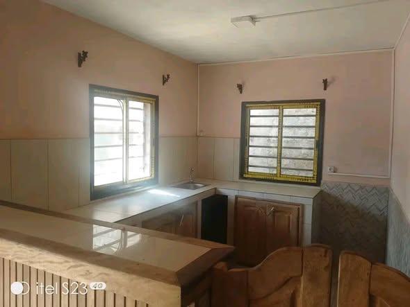 Appartement 2 ch. à louer — Morondava - photo 2