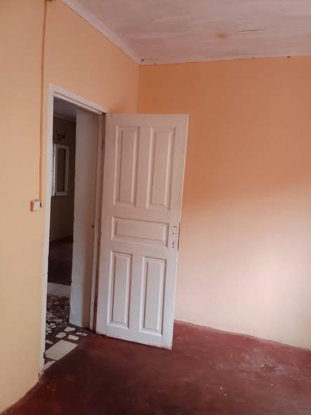 Maison 2 ch. à louer — Talatamaty - photo 3