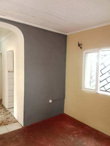 Maison 2 ch. à louer — Talatamaty - photo 4