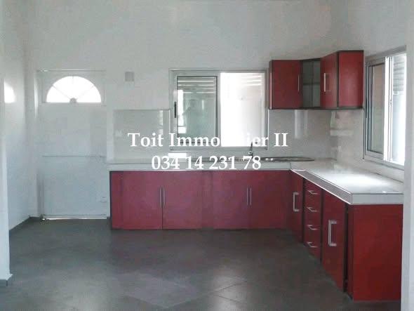 Appartement 3 ch. 80 m² à louer — Ambatolampy - photo 2